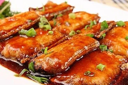 红烧带鱼怎么做好吃又简单？红烧带鱼的家常做法