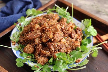 孜然羊肉怎么做最好吃呢？孜然羊肉的做法详细步骤