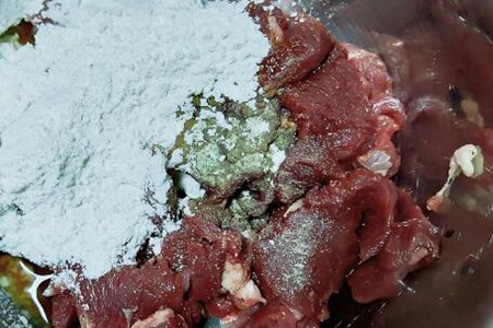 孜然羊肉怎么做最好吃呢？孜然羊肉的做法详细步骤