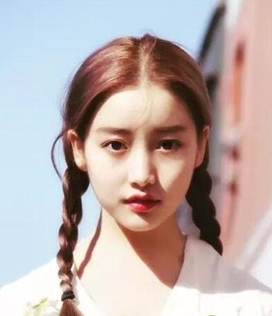 女学生清新减龄双辫子发型 双辫子怎么扎显嫩