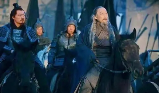 曹操培养了无数忠臣良将，为什么司马懿夺权时，没人出来反对 