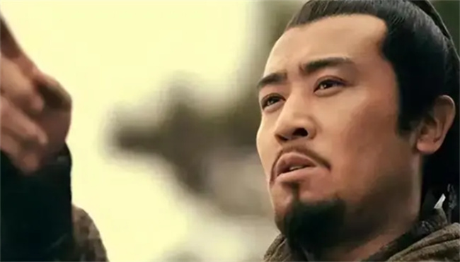 刘备临终前破格提拔一员虎将 之后为关云长报仇 更为诸葛亮出气 