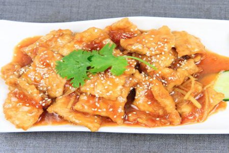 锅包肉怎么做好吃又脆？锅包肉的家常做法
