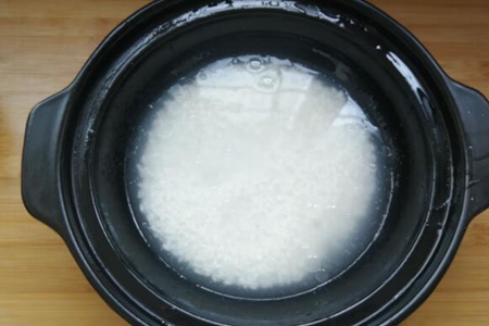 煲仔饭怎么做才好吃？家常煲仔饭的做法鲜香味美