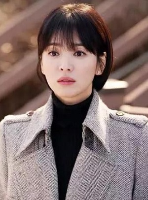 时尚露耳短发发型女 清爽又减龄