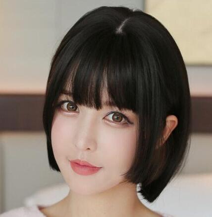 二次元可爱学生波波短发发型女