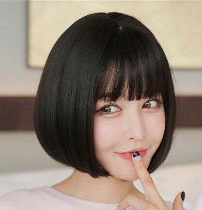 二次元可爱学生波波短发发型女