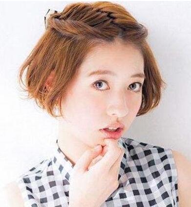 夏天短发热怎么办 最新短发扎发发型让你清爽显气质