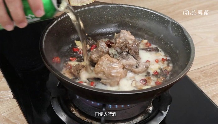 啤酒炖脊骨怎么做 啤酒炖脊骨怎么做好吃 