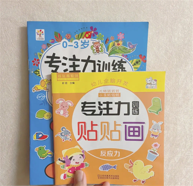 奶奶用1个“笨”方法带娃 上学后展现出超强专注力 太聪明了 