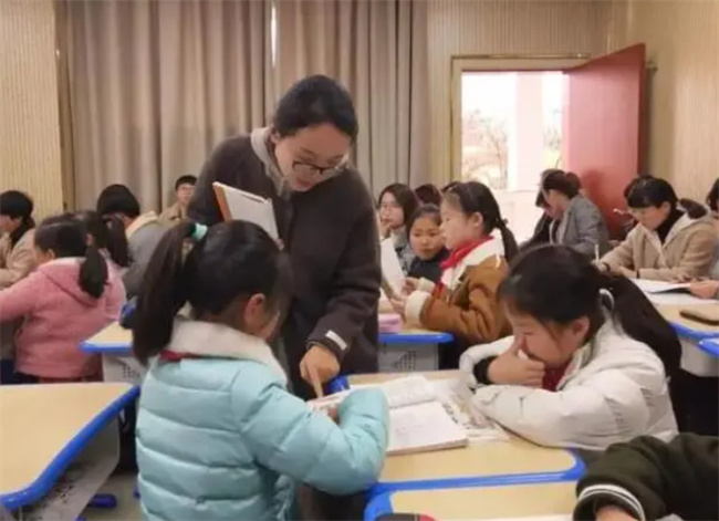 10岁孩子语文成绩次次拿第一 全靠3个学习方法 可直接参考 