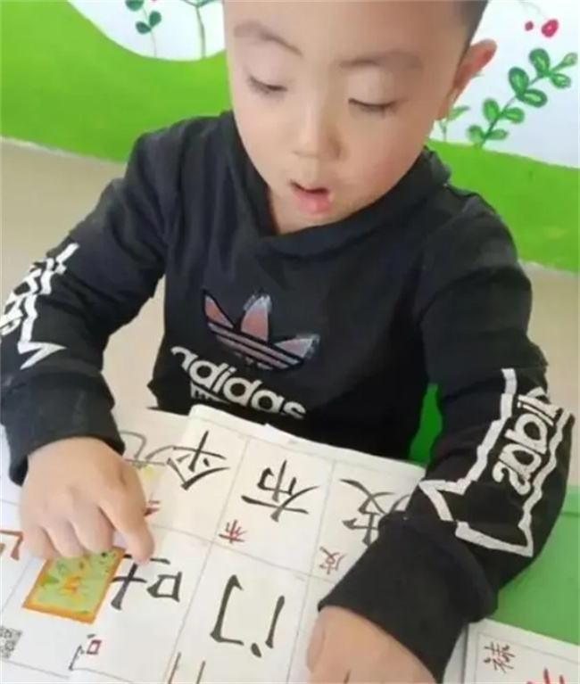 学龄前孩子有必要提前识字吗？听听过来人的经验，别走弯路了 