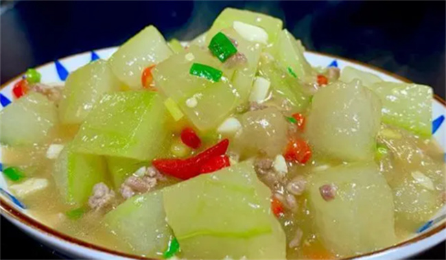 夏天少吃大鱼大肉 多吃“夏季第一瓜” 祛湿补水又减脂 