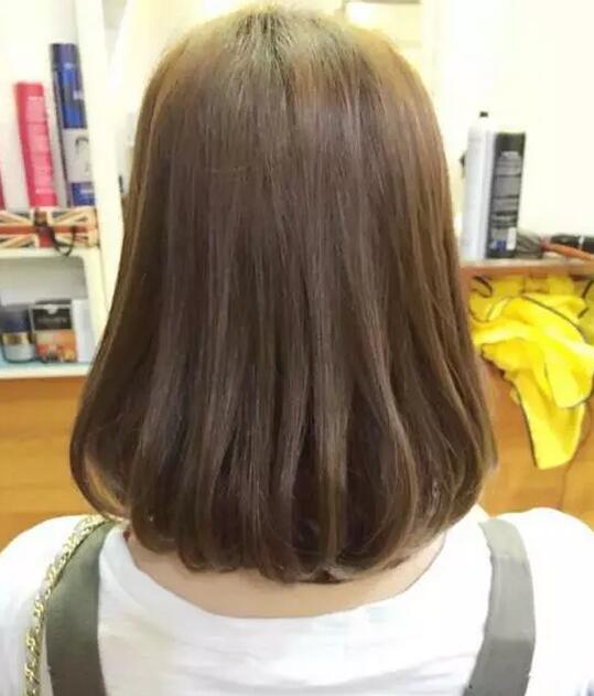 2023流行女神扣烫发发型及颜色合集