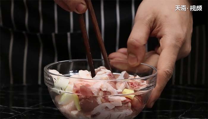 五香酱鸭的做法 五香酱鸭怎么做 