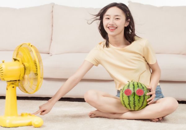 刘海剪短了怎么补救 刘海剪短了的补救方法 