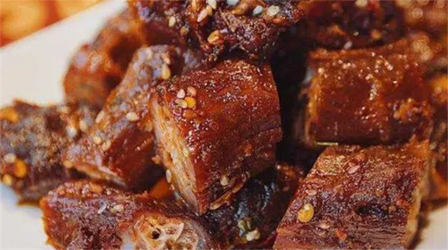 爱吃鸭脖的一定要收藏 5种在家就能完成的做法 好吃极了 