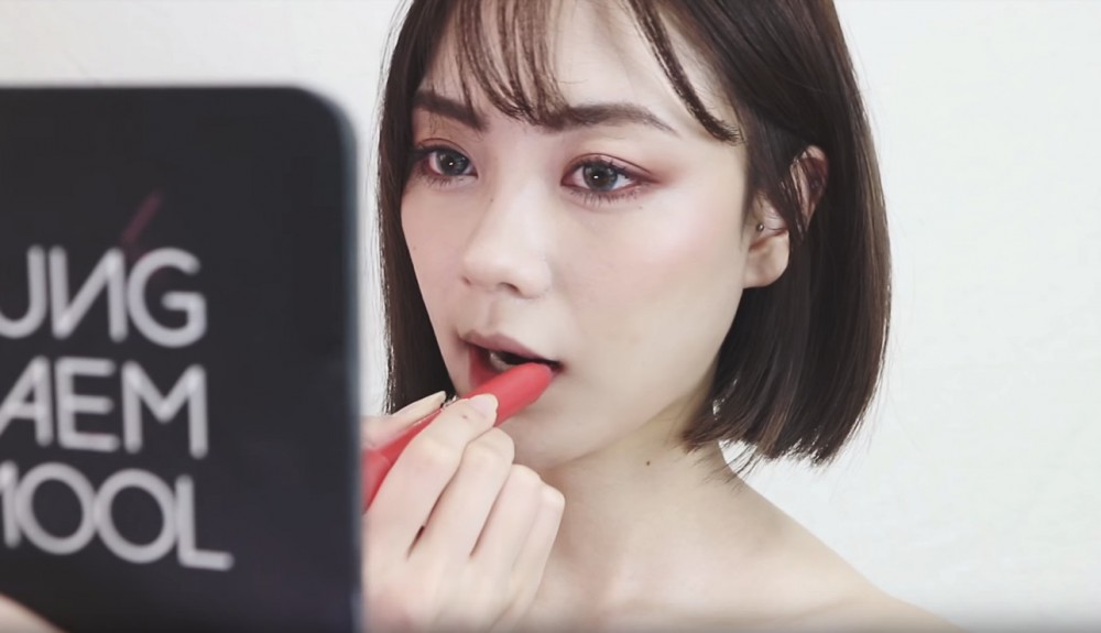 韩系无辜妆容怎么画 无辜妆容化妆步骤