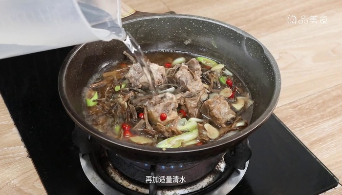干豇豆炖脊骨怎么做 干豇豆炖脊骨怎么做好吃 