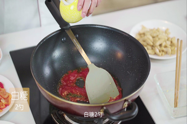 菠萝鸡丁的做法 
