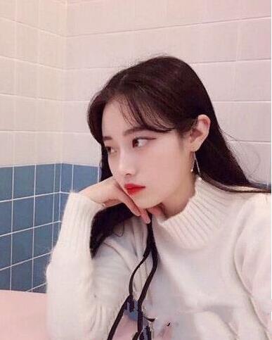 中长直发怎么剪好看减龄 今年最新中长直发你不可错过