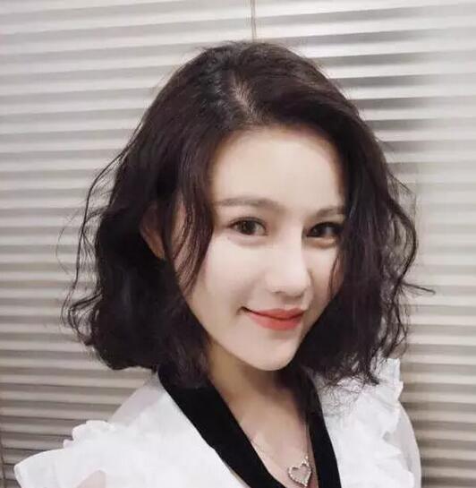 2023夏天女生流行wob烫短发大全