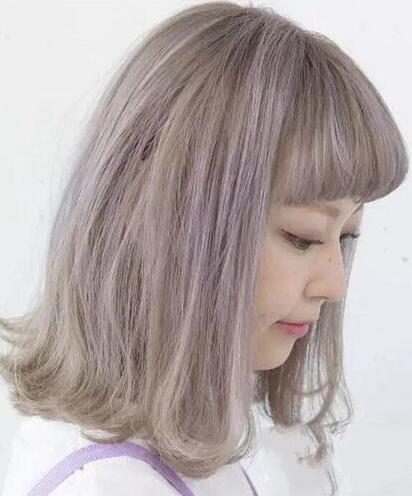 小婴儿肥女生适合的显瘦短卷发发型