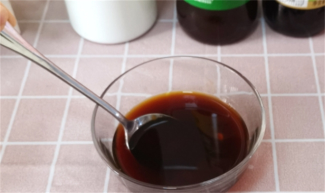 ​糖醋怎么熬成的 糖醋熬制要放水吗 