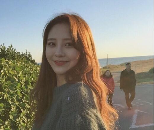 女生最新流行的卷发发型