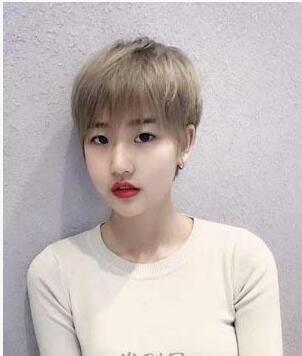 短发女生怎么扎头发 短发发型韩范不扎也好看
