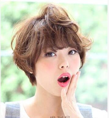 短发女生怎么扎头发 短发发型韩范不扎也好看
