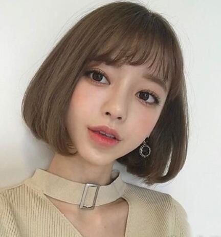 2023流行发型长脸女生韩式短发