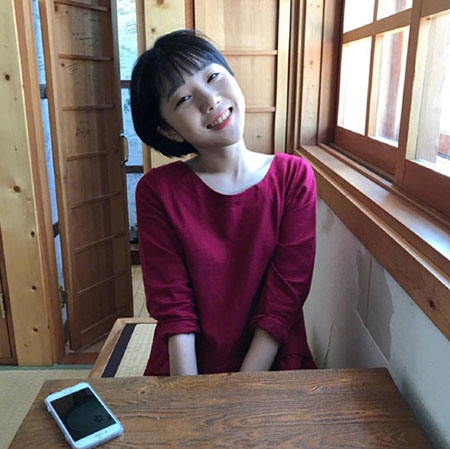 女生时尚显嫩发型 变身妙龄少女