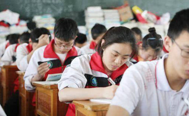 2023高三考生真不能复读了吗 