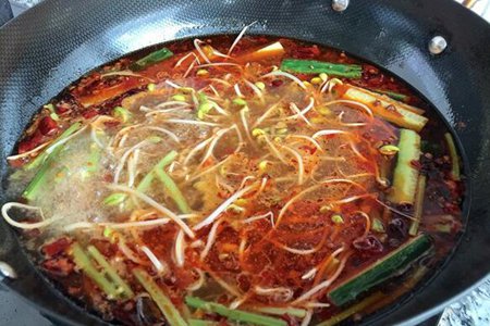 水煮肉片的家常做法，水煮肉片家庭做法步骤