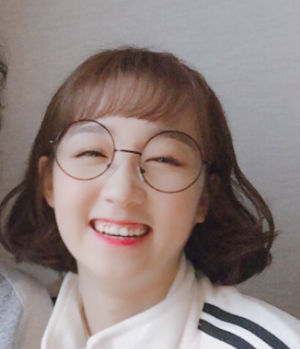 女生齐脸短发发型  时尚减龄更可爱