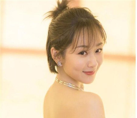 发际线偏移怎么办？这些小心机巧妙化解尴尬！