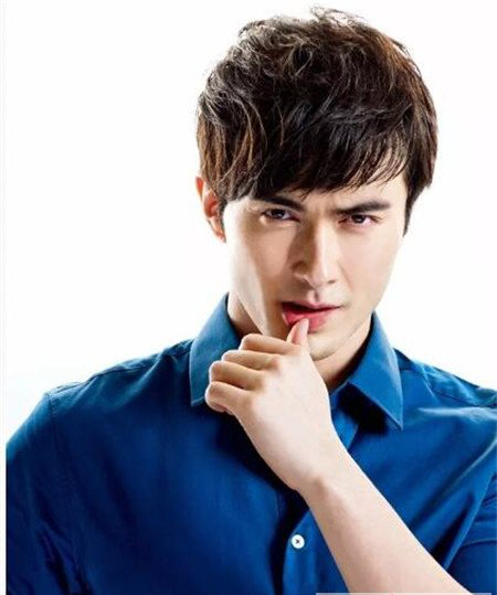 2023男士潮流发型“纹理烫发型”更有男人味！