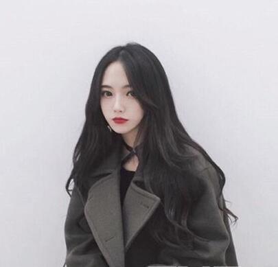 2023韩国妹子最爱的中长发发型