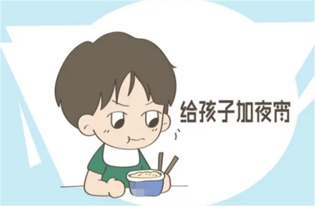 这些食物尽量少给孩子吃 不但容易引起积食 还会影响身体健康 