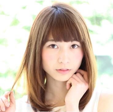 2023最新流行女生自然蓬松卷发发型