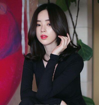 长方形脸女生适合什么发型 长方形脸女生适合的修颜发型