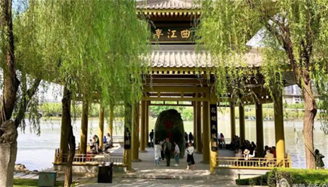 曲江宴的历史背景 唐代学子的“毕业宴会”叫什么 