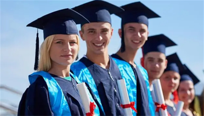 为什么留学都选择欧洲大学 欧洲留学有哪些优势 