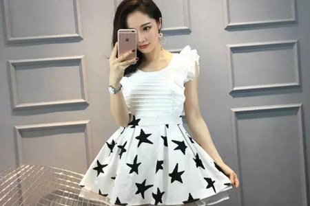 女生小短腿可以穿裙子？这样搭配显高显年轻