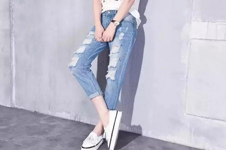春季女生这3个小心机法则，T恤也能搭配时尚潮流风