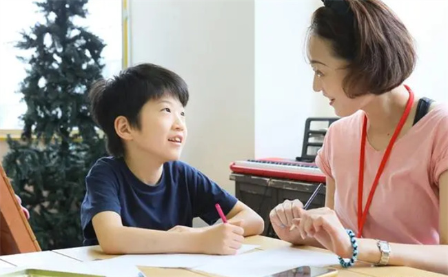 为何累死累活也难教出自律的孩子 问题出在这3点 4招激发内驱力 