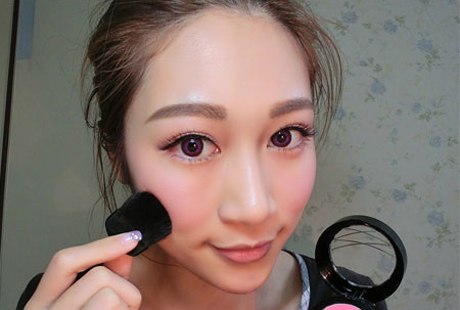 如何化甜美妆 夏日甜美约会妆画法