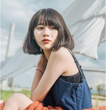 发际线高的女生适合这些发型 秒变女神