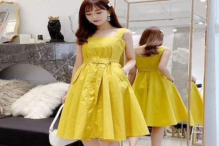女人服饰穿对这4种颜色，能变成青春少女范
